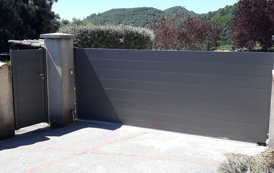 Nos modèles de portails ALU à Mantes-la-jolie