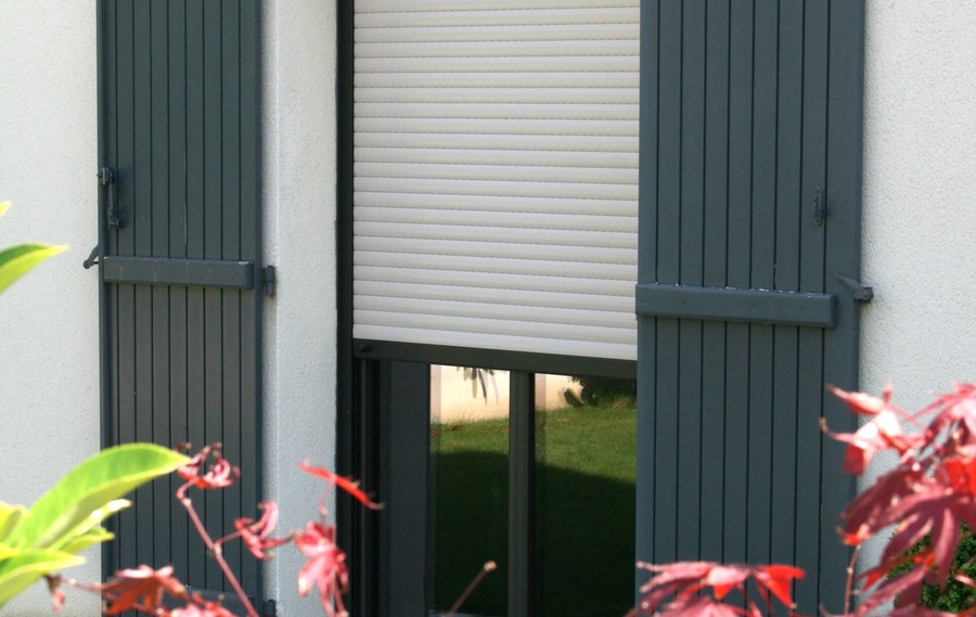 Volets battants roulants et occultants à Mantes-la-jolie